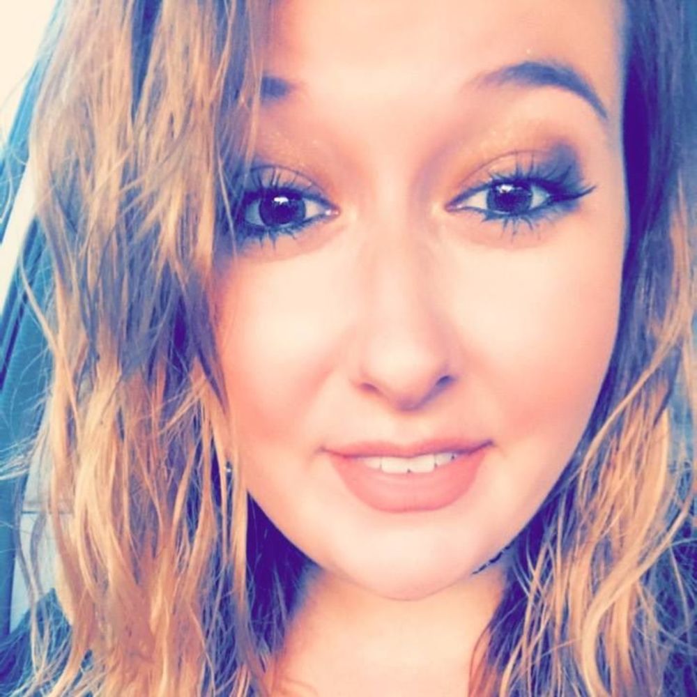 Meet your Posher, Lauren